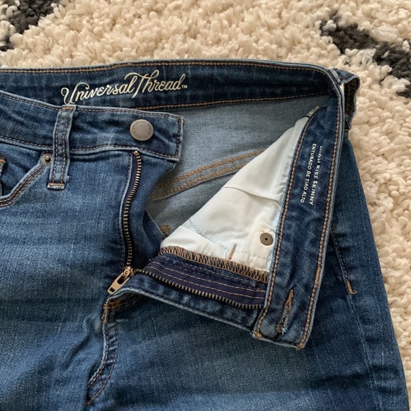 Universal Thread Jeans - Picture 2 of 6